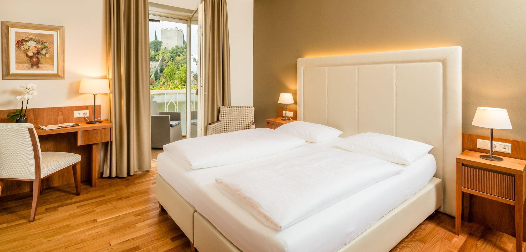 Hotel Palma Мерано Экстерьер фото