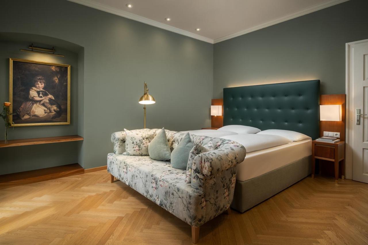 Hotel Palma Мерано Экстерьер фото