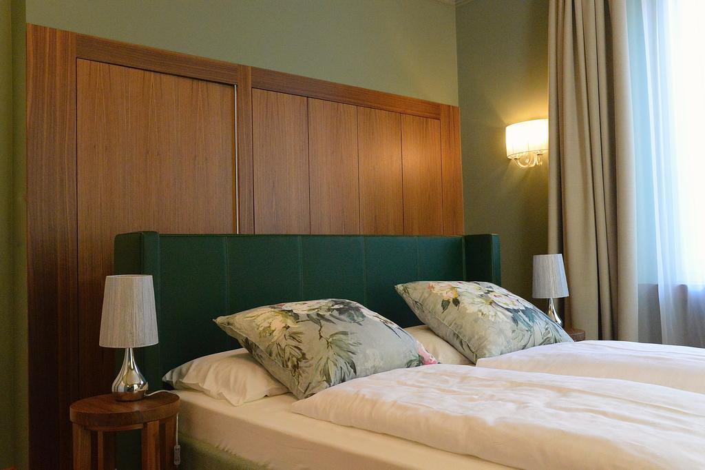 Hotel Palma Мерано Экстерьер фото
